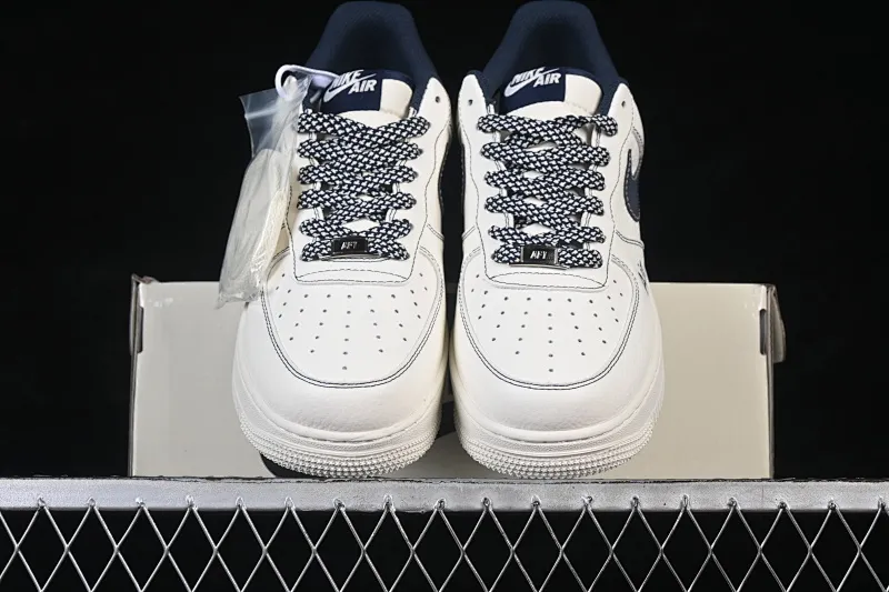 All categories Nk Air Force 1 Air Force series Nk Air Force 1 Low Air Force low-top Nike Air Force 1'07 Low off-white and black Air Force 1 low-top casual sneakers MM3399-816